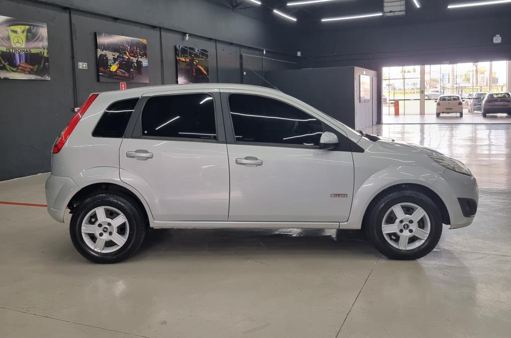 FORD Fiesta Hatch - Foto