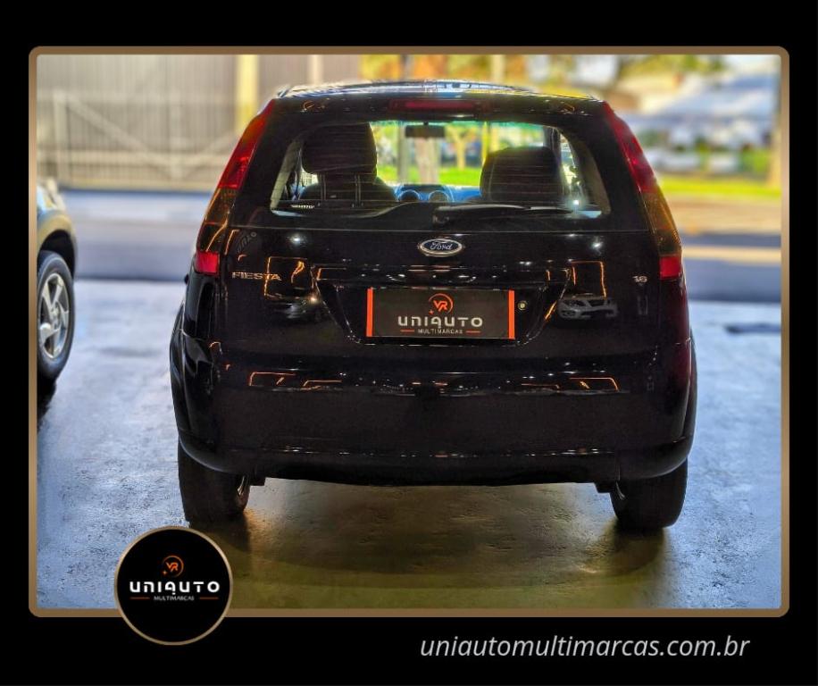 FORD Fiesta Hatch - Foto