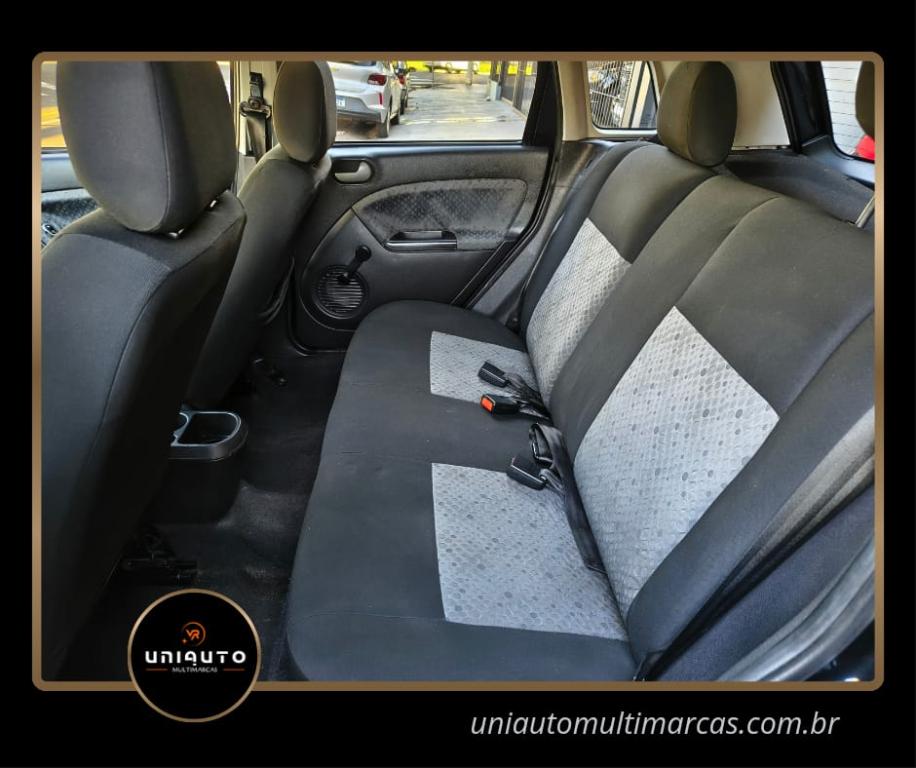 FORD Fiesta Hatch - Foto