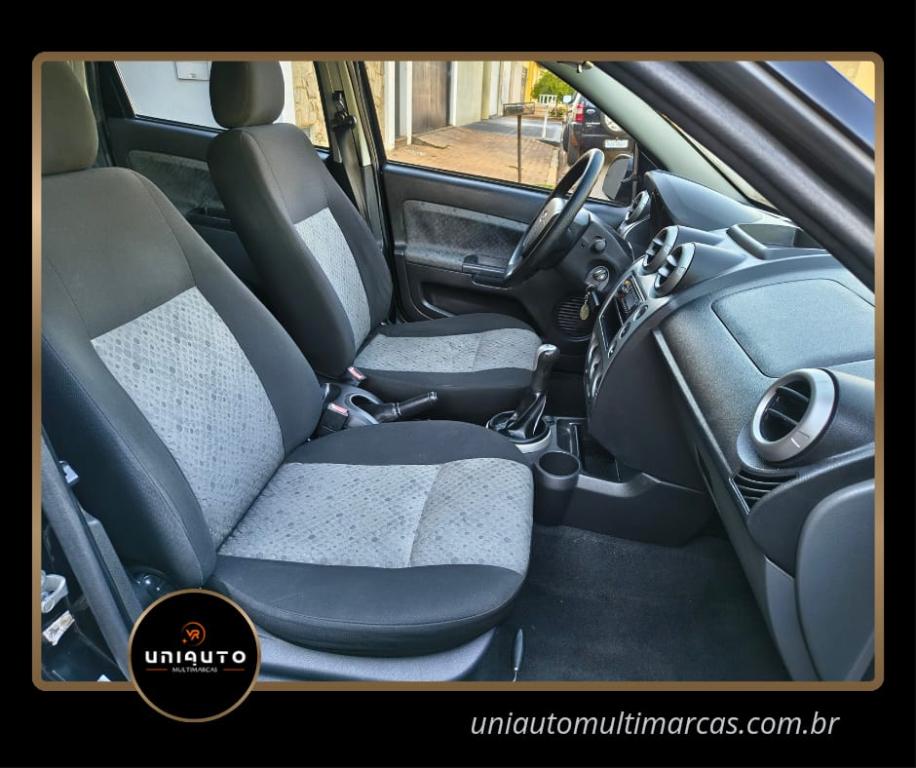 FORD Fiesta Hatch - Foto