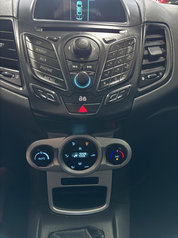 FORD Fiesta Hatch - Foto