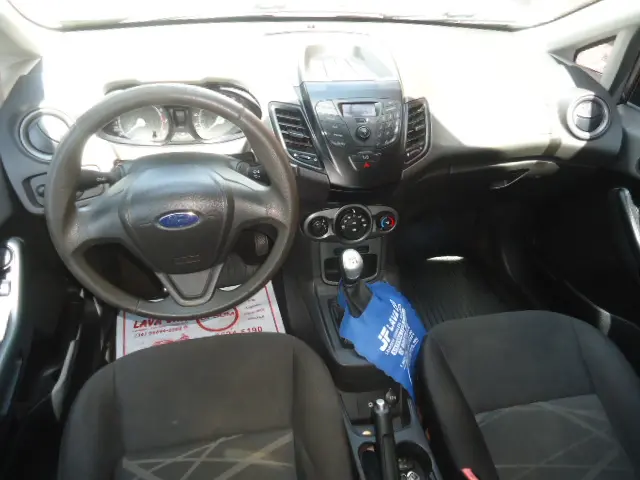 FORD Fiesta Hatch - Foto