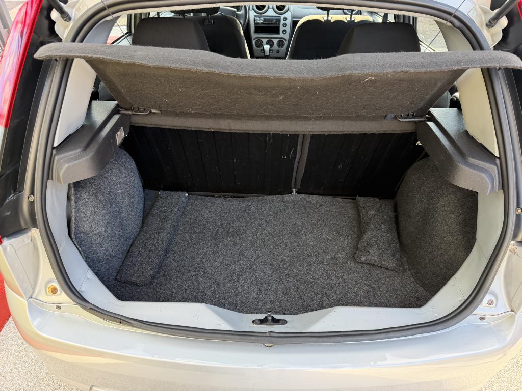 FORD Fiesta Hatch - Foto