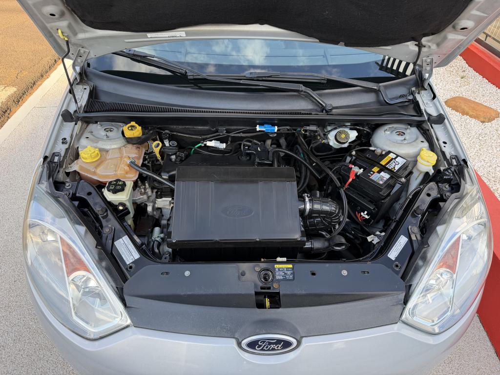 FORD Fiesta Hatch - Foto