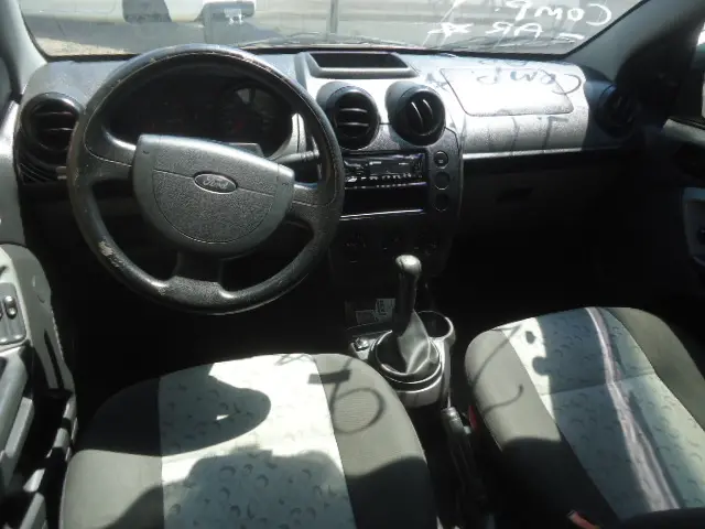 FORD Fiesta Hatch - Foto