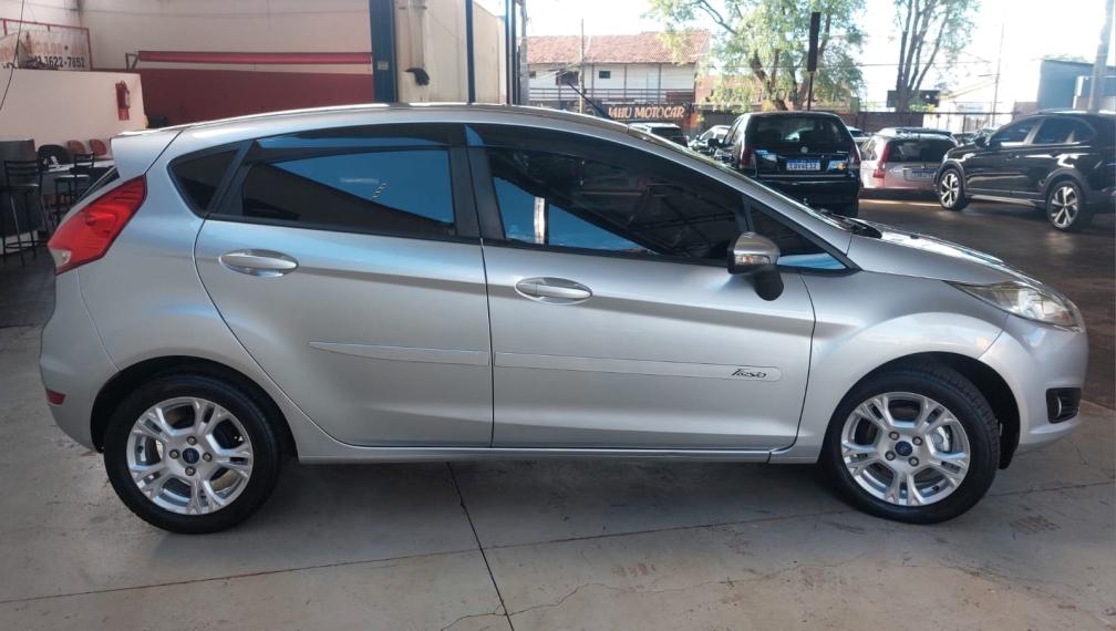 FORD Fiesta Hatch - Foto