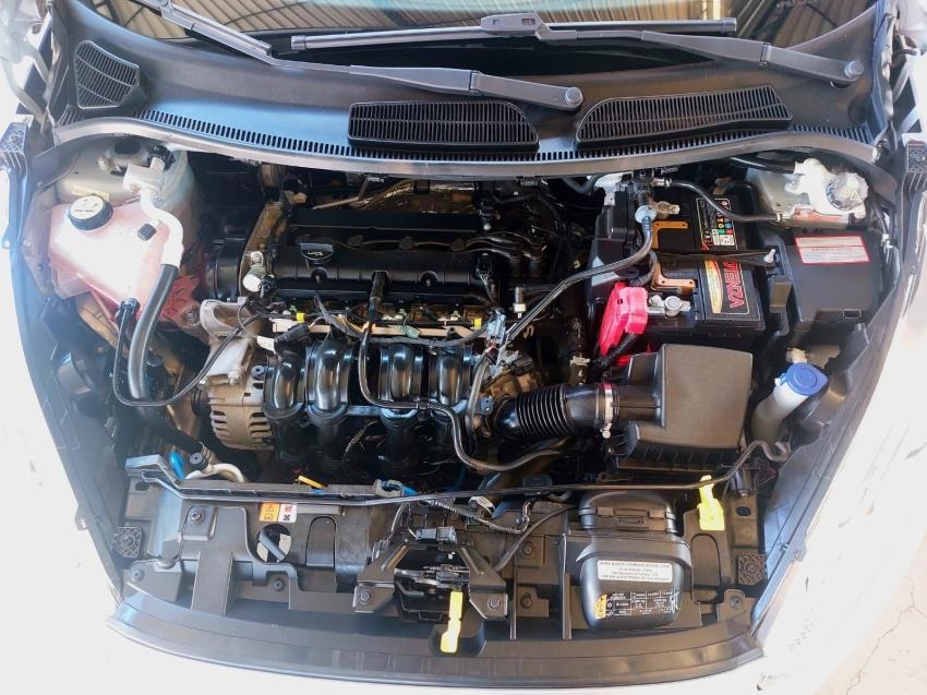 FORD Fiesta Hatch - Foto