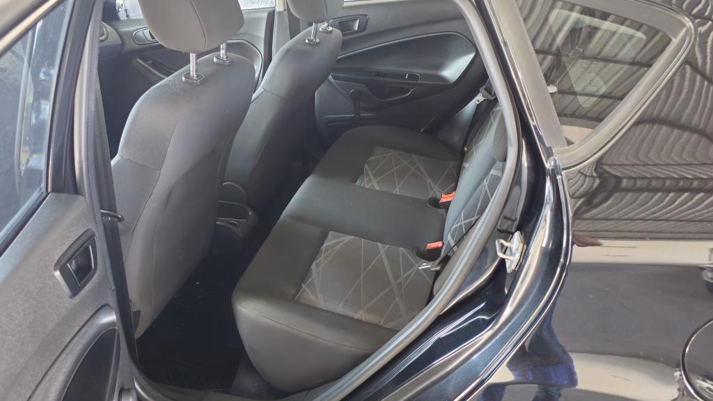 FORD Fiesta Hatch - Foto