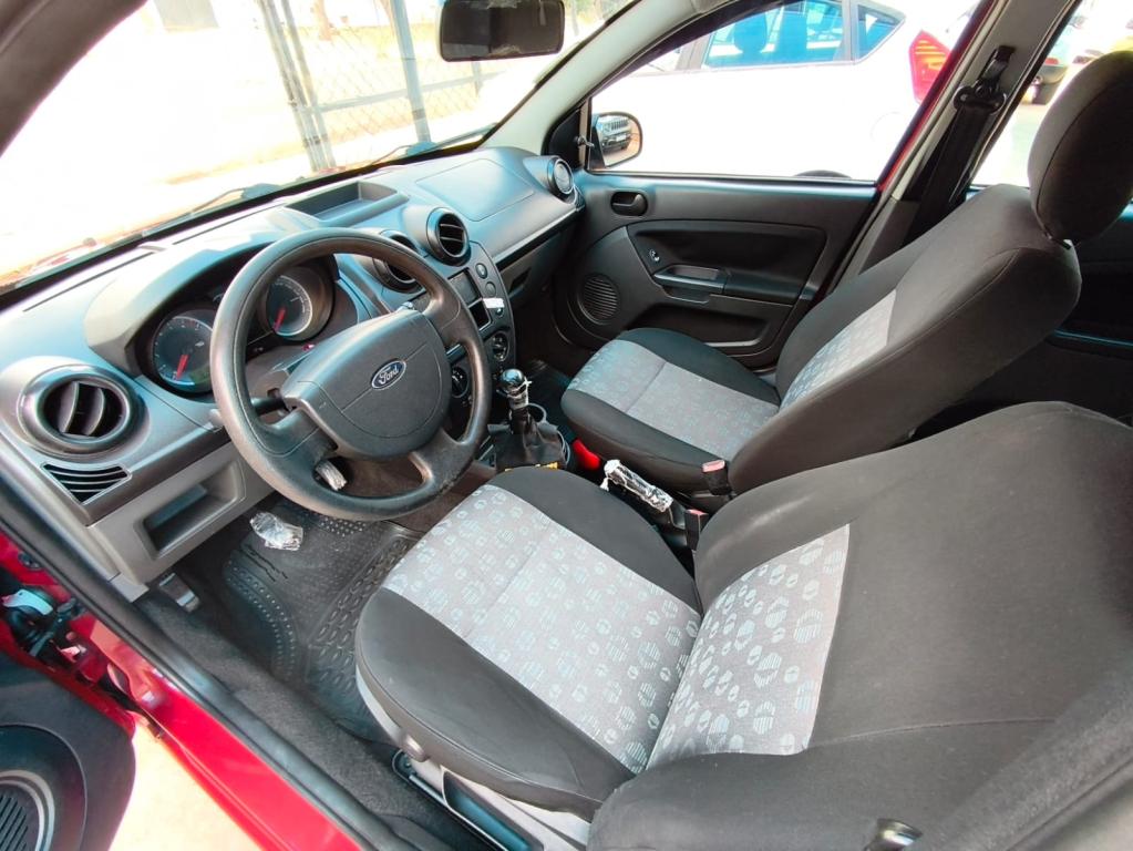 FORD Fiesta Hatch - Foto