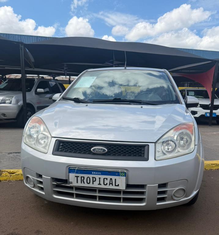 FORD Fiesta Hatch - Foto