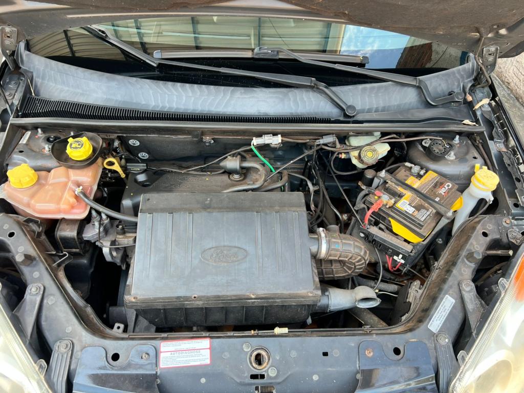 FORD Fiesta Hatch - Foto