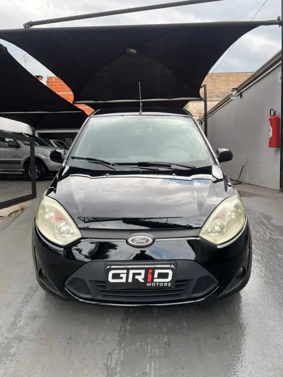 FORD Fiesta Hatch - Foto
