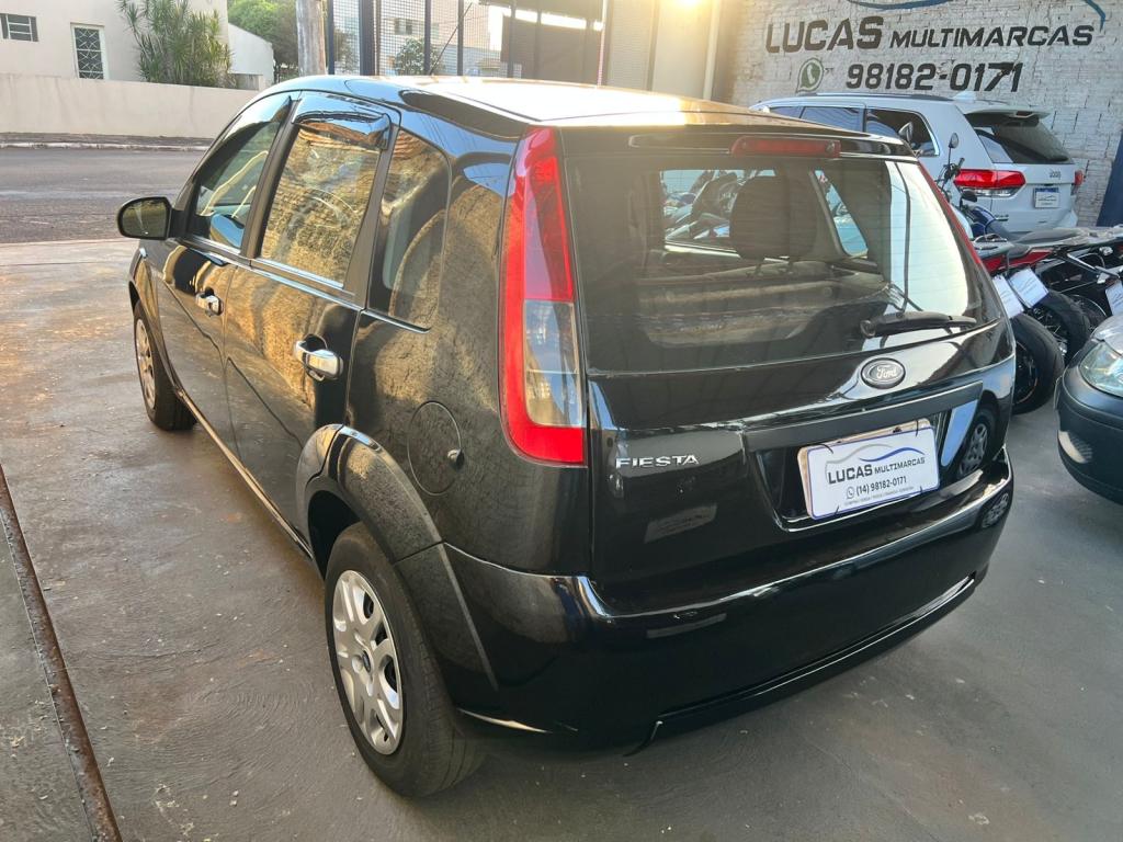 FORD Fiesta Hatch - Foto