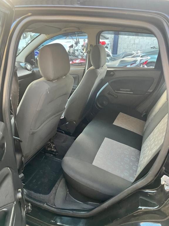 FORD Fiesta Hatch - Foto