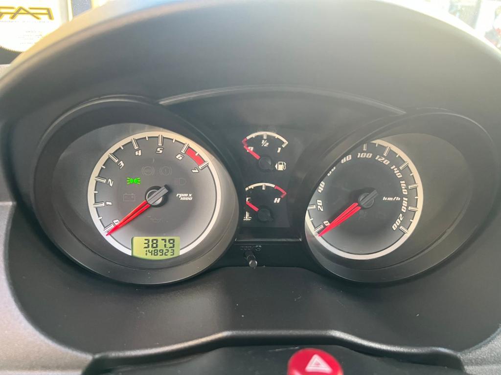 FORD Fiesta Hatch - Foto