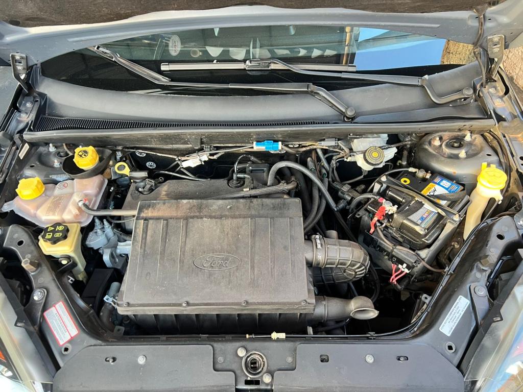 FORD Fiesta Hatch - Foto