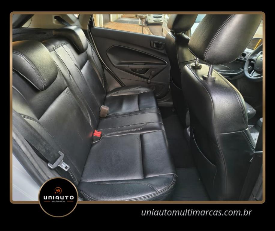 FORD Fiesta Hatch - Foto