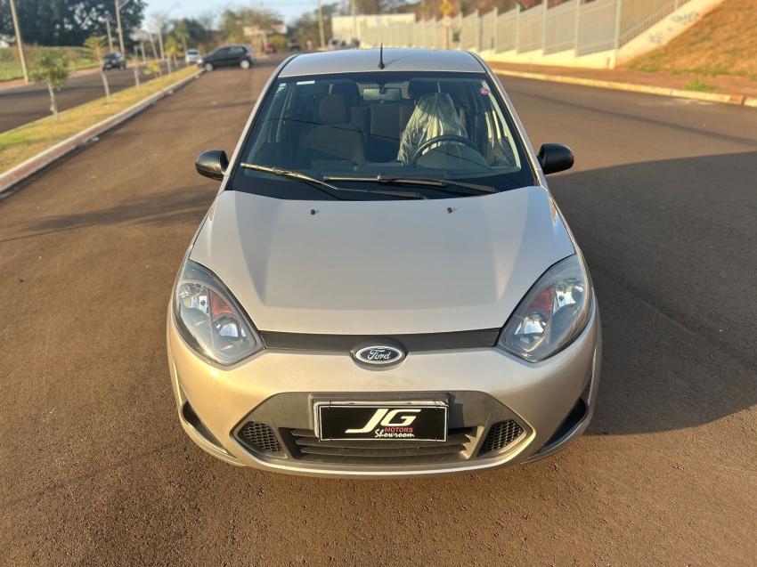 FORD Fiesta Hatch - Foto