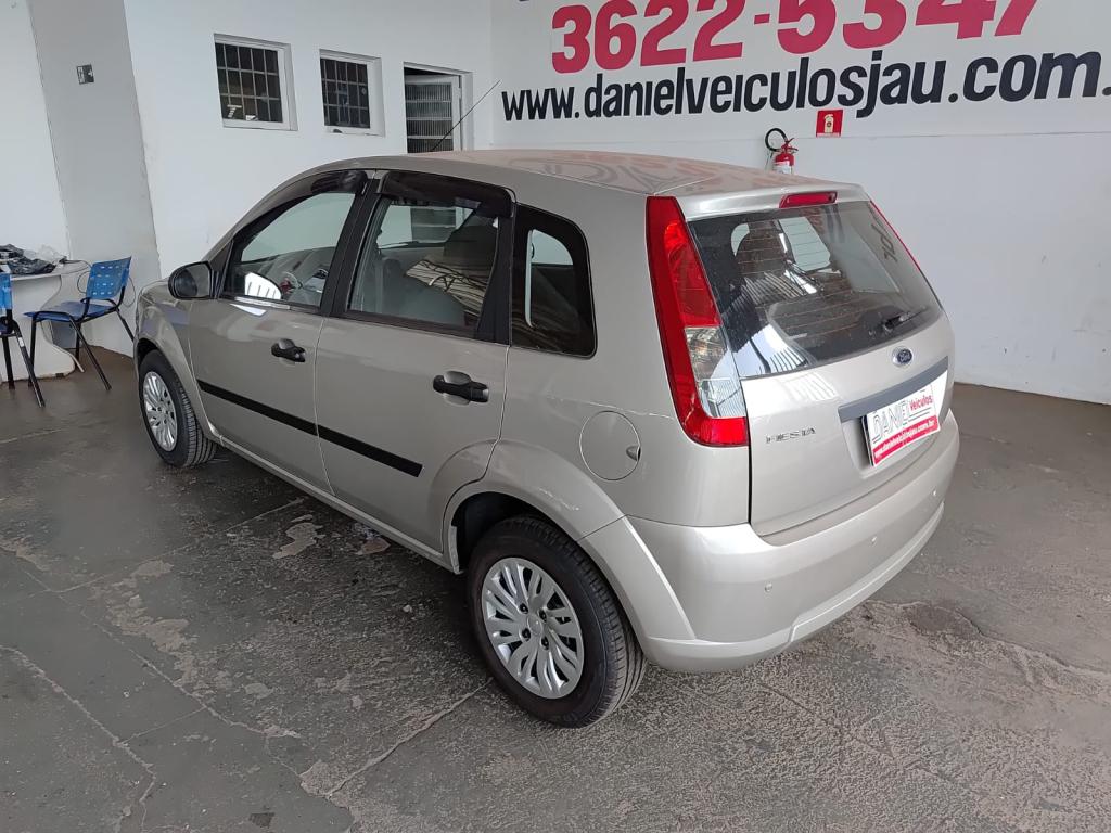 FORD Fiesta Hatch - Foto