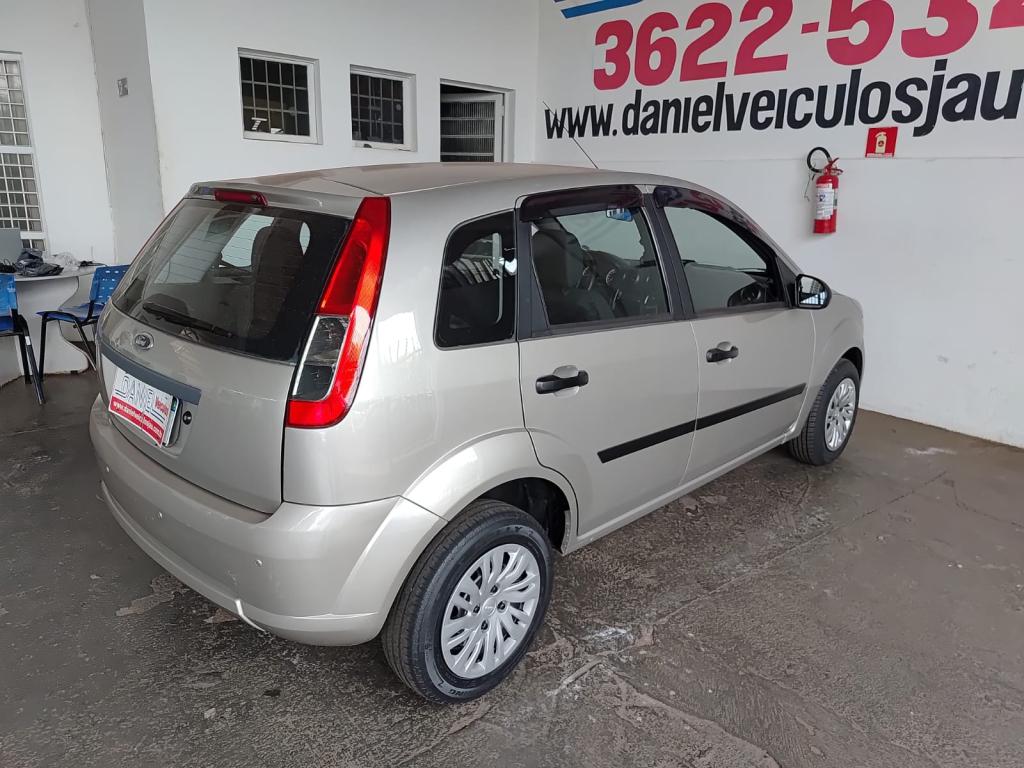 FORD Fiesta Hatch - Foto