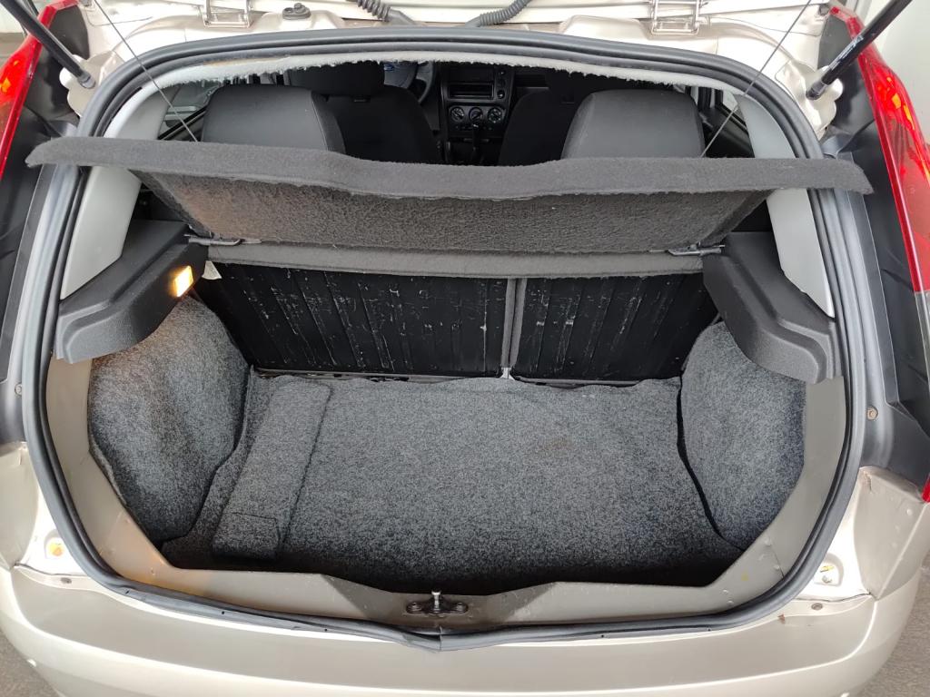 FORD Fiesta Hatch - Foto