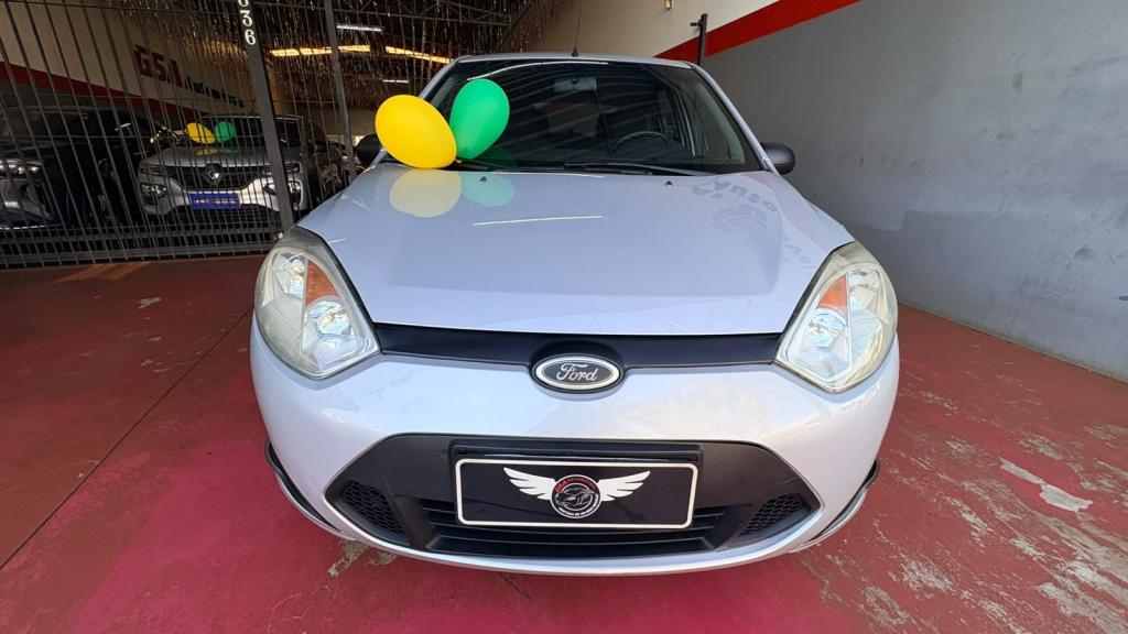 FORD Fiesta Hatch - Foto