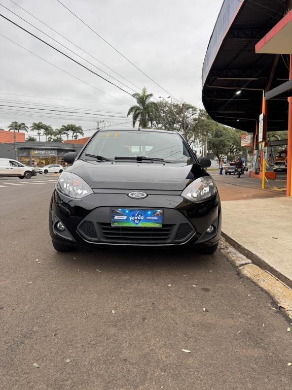 FORD Fiesta Hatch - Foto