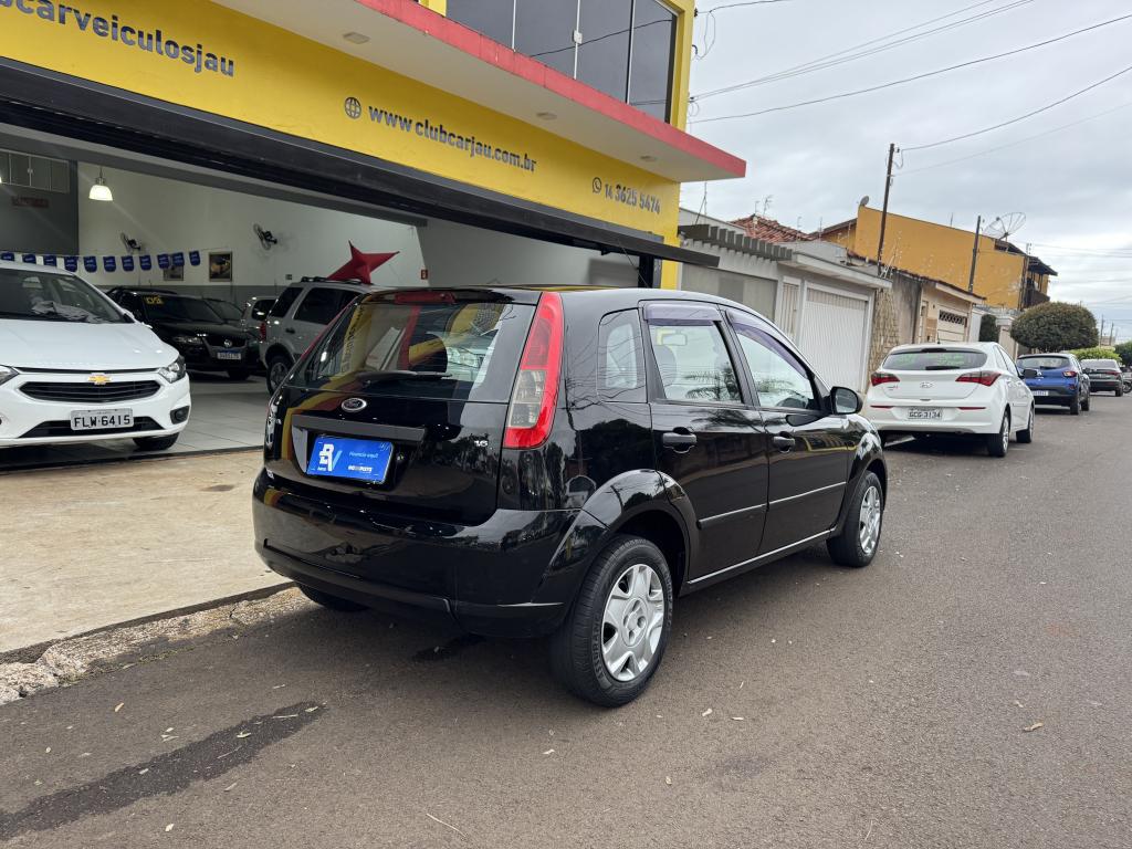 FORD Fiesta Hatch - Foto