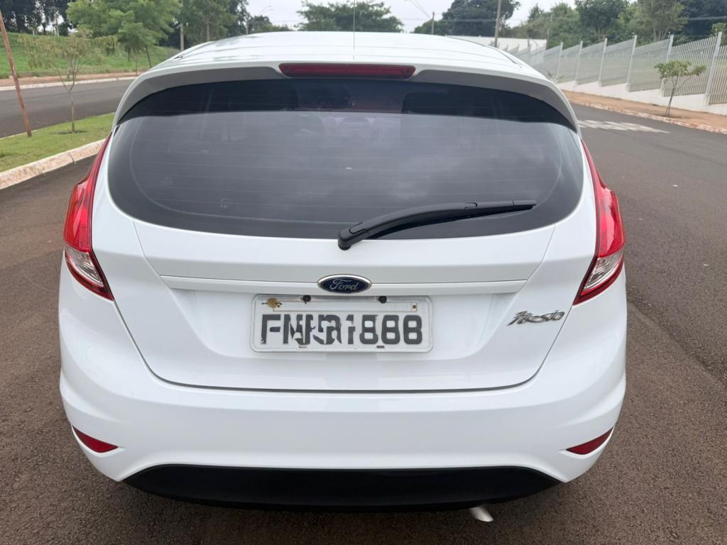 FORD Fiesta Hatch - Foto