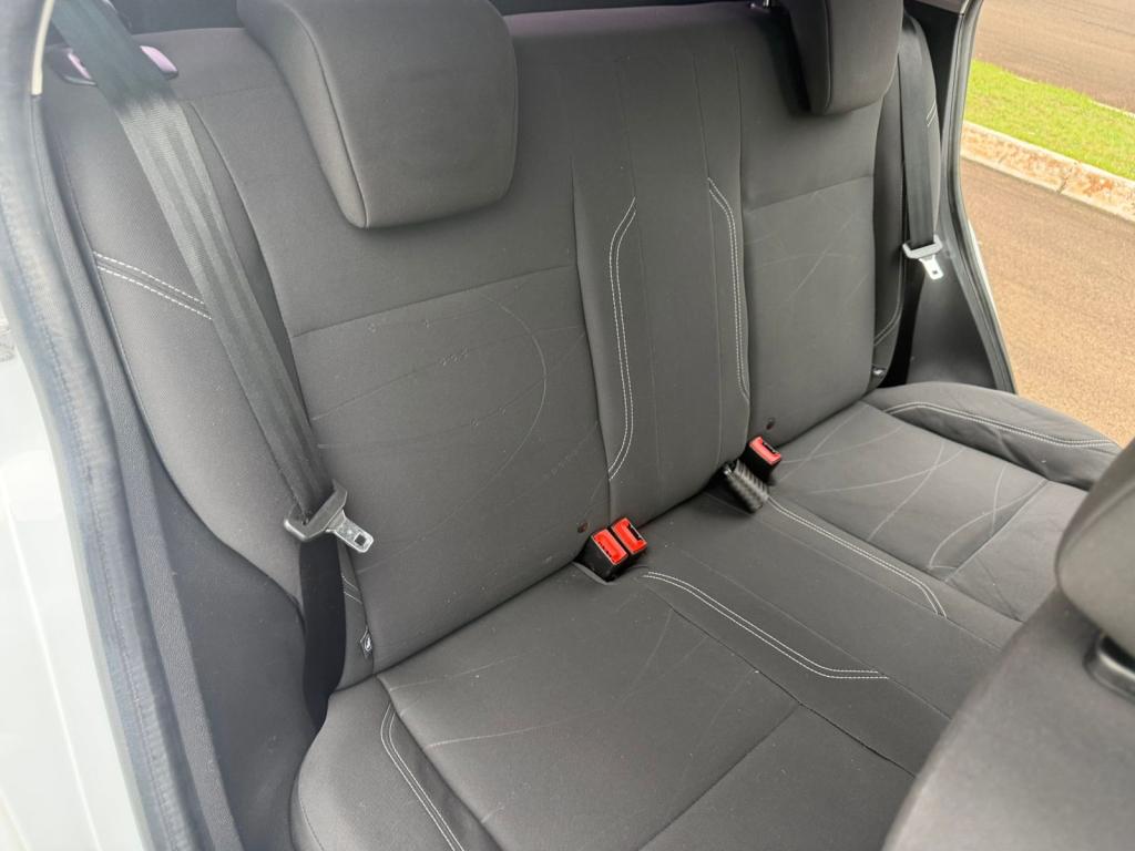 FORD Fiesta Hatch - Foto