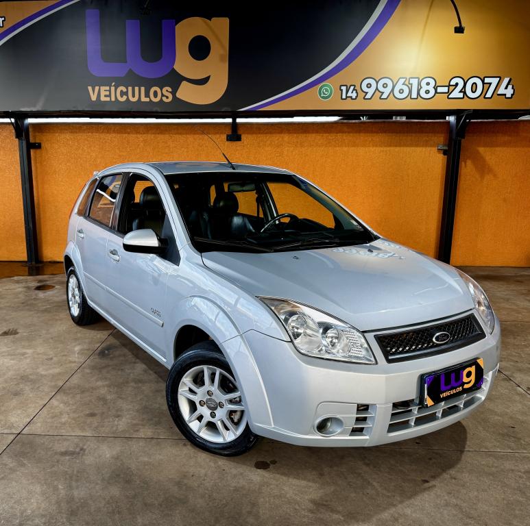 FORD Fiesta Hatch - Foto