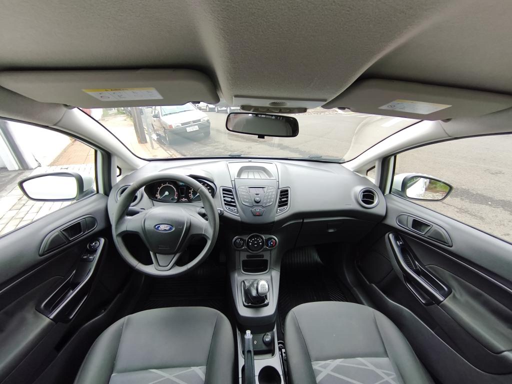 FORD Fiesta Hatch - Foto