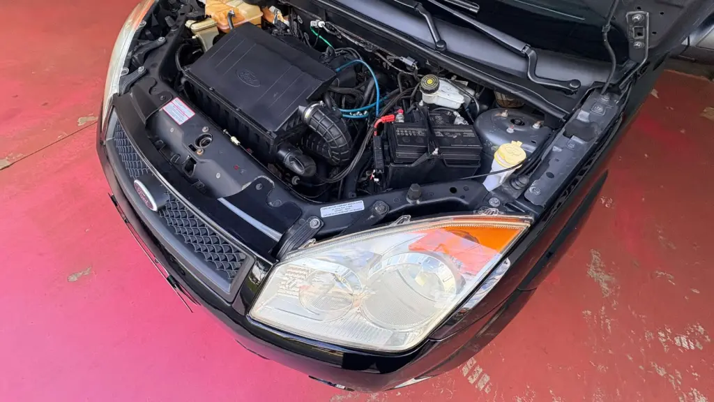 FORD Fiesta Hatch - Foto