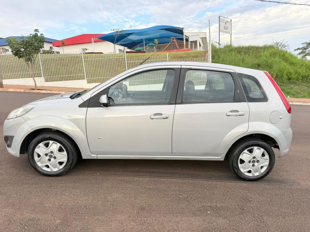 FORD Fiesta Hatch - Foto