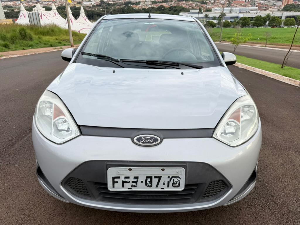 FORD Fiesta Hatch - Foto