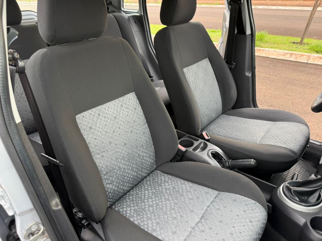 FORD Fiesta Hatch - Foto