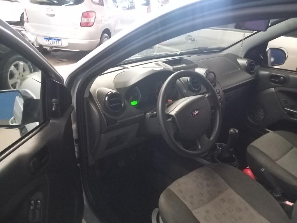 FORD Fiesta Hatch - Foto