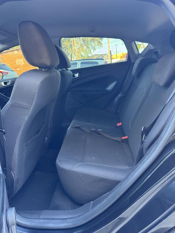FORD Fiesta Hatch - Foto