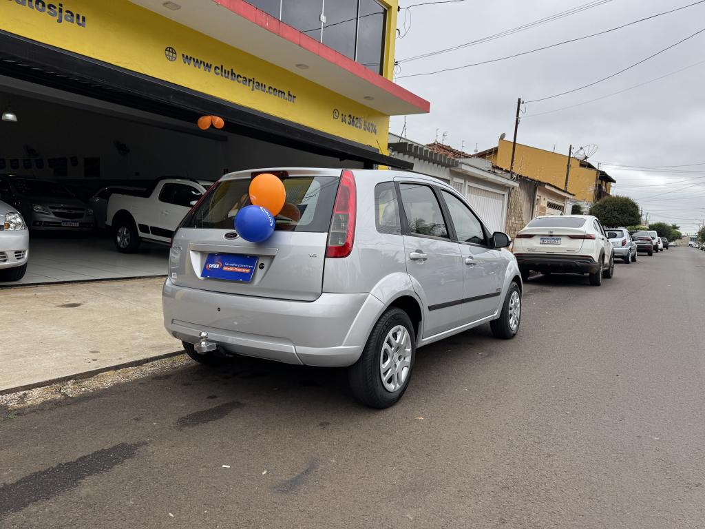 FORD Fiesta Hatch - Foto