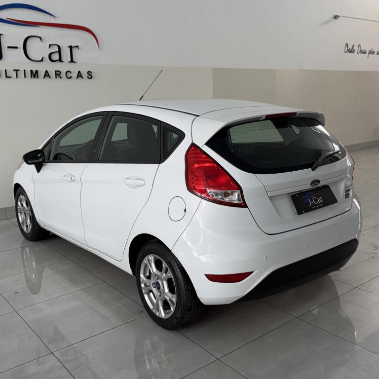FORD Fiesta Hatch - Foto