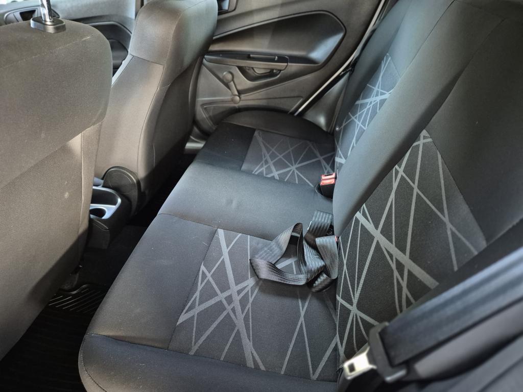 FORD Fiesta Hatch - Foto