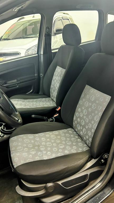 FORD Fiesta Hatch - Foto