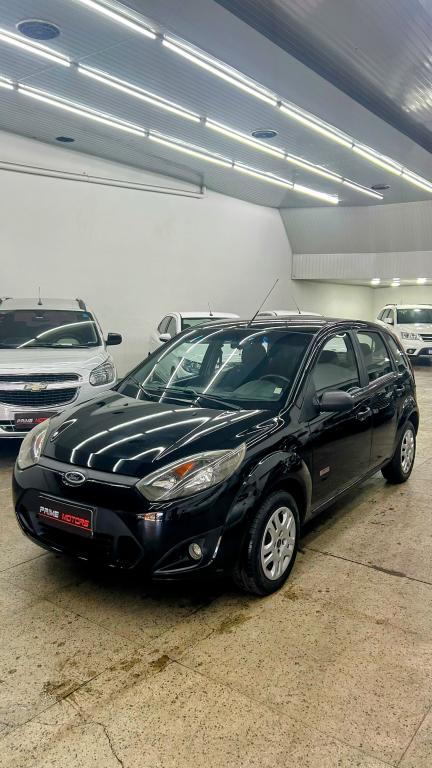 FORD Fiesta Hatch - Foto
