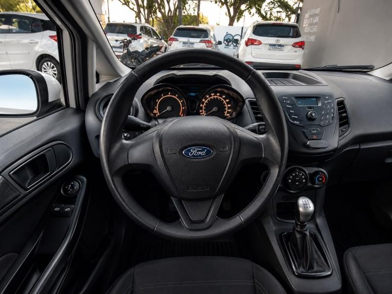 FORD Fiesta Hatch - Foto