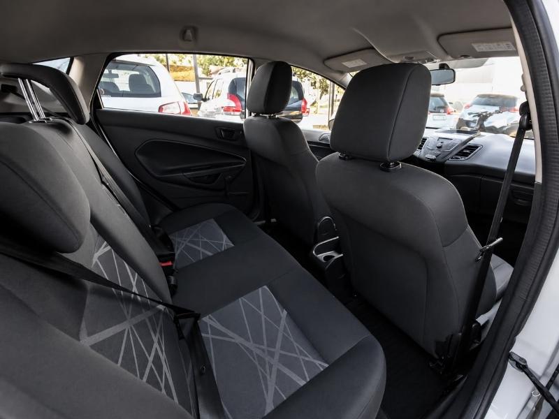 FORD Fiesta Hatch - Foto