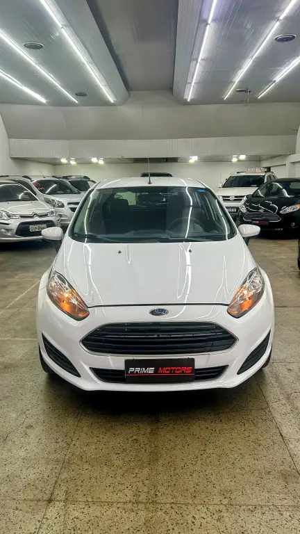 FORD Fiesta Hatch - Foto