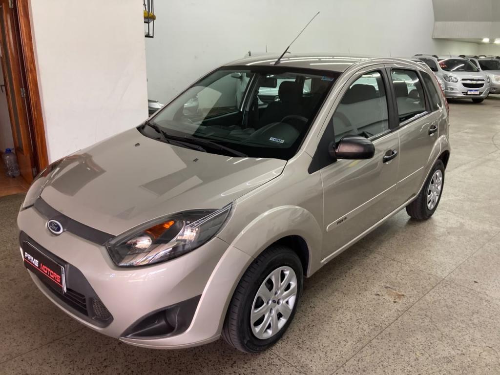 FORD Fiesta Hatch - Foto