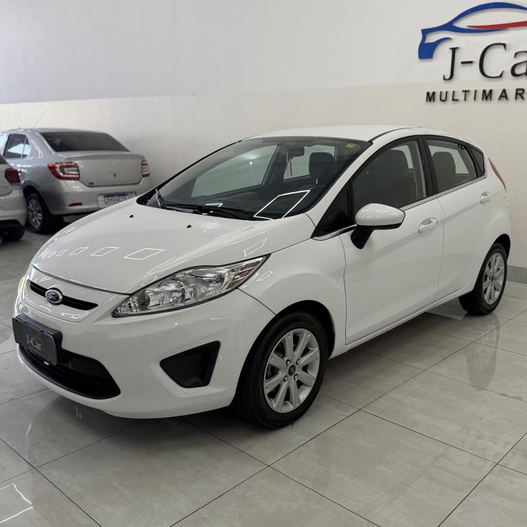 FORD Fiesta Hatch - Foto