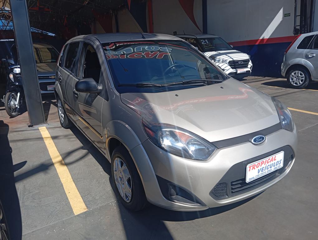 FORD Fiesta Hatch - Foto