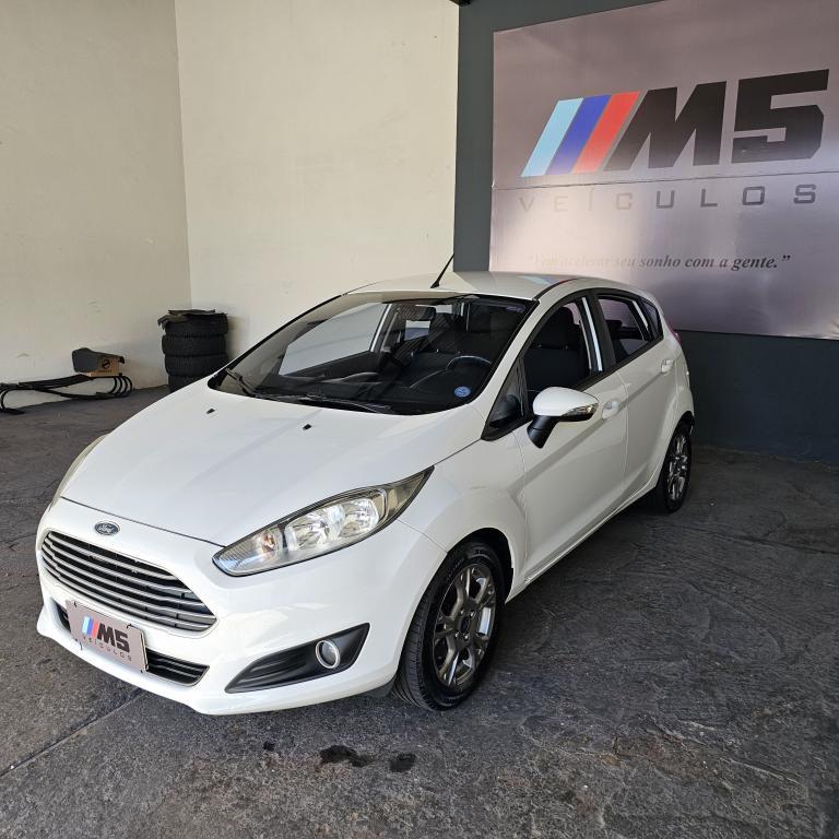 FORD Fiesta Hatch - Foto
